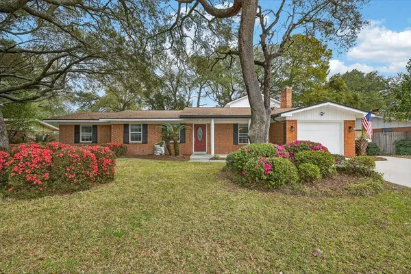 $529,000 | 606 Merioneth Drive Northeast, Fort Walton Beach, FL 32547