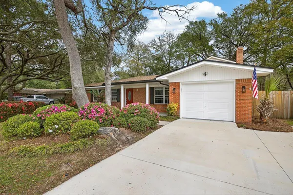 $529,000 | 606 Merioneth Drive Northeast, Fort Walton Beach, FL 32547