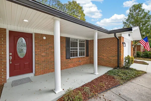 $529,000 | 606 Merioneth Drive Northeast, Fort Walton Beach, FL 32547