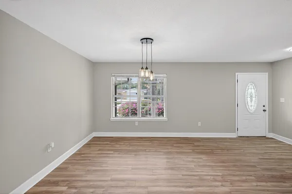 $529,000 | 606 Merioneth Drive Northeast, Fort Walton Beach, FL 32547