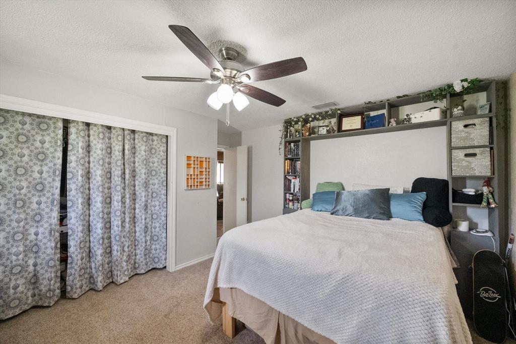 3748 Old Fort Worth Road Midlothian, TX 76065 - Photo 21 of 40 Another view of rear secondary bedroom