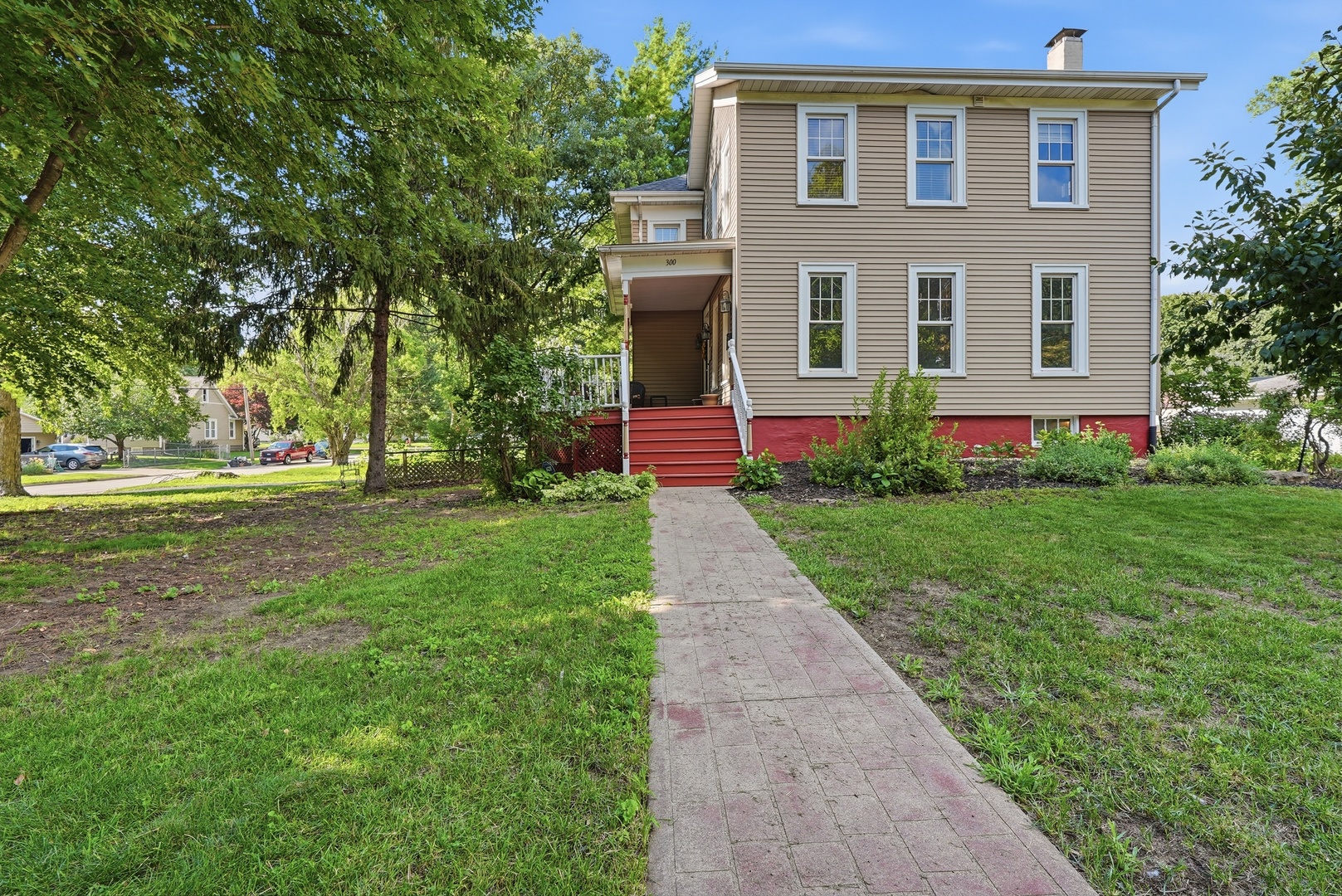 300 East Cypress Street Normal, IL 61761 - Photo 3 of 39