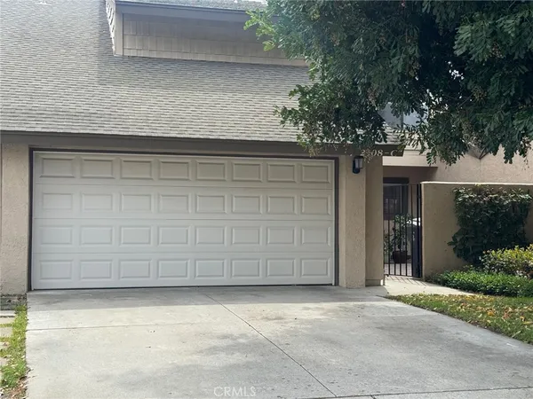 $450,000 | 2508 North Tustin Avenue, Unit C, Santa Ana, CA 92705