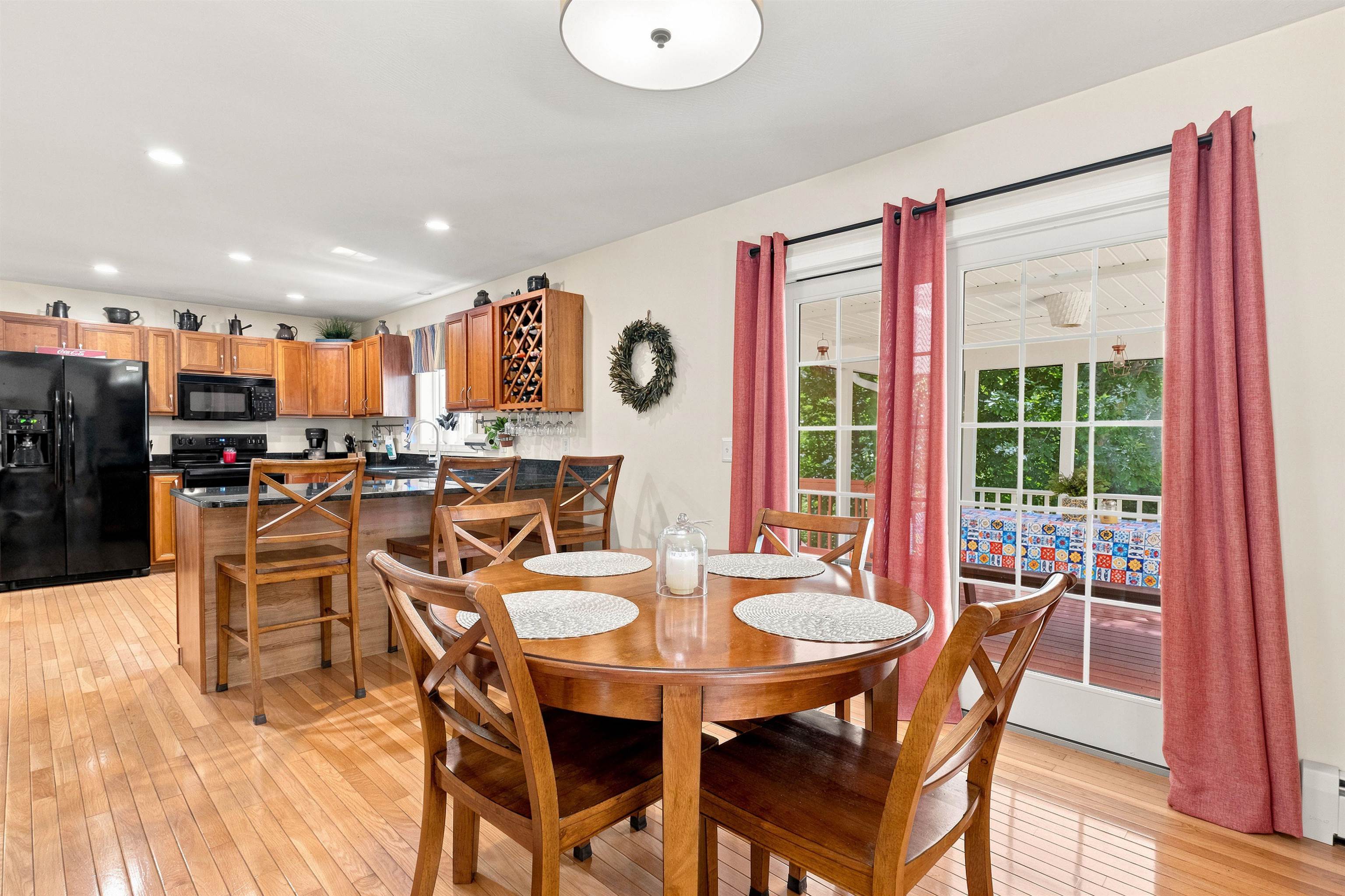 125 Walnut Hill Road Derry, NH 03038 - Photo 27 of 60