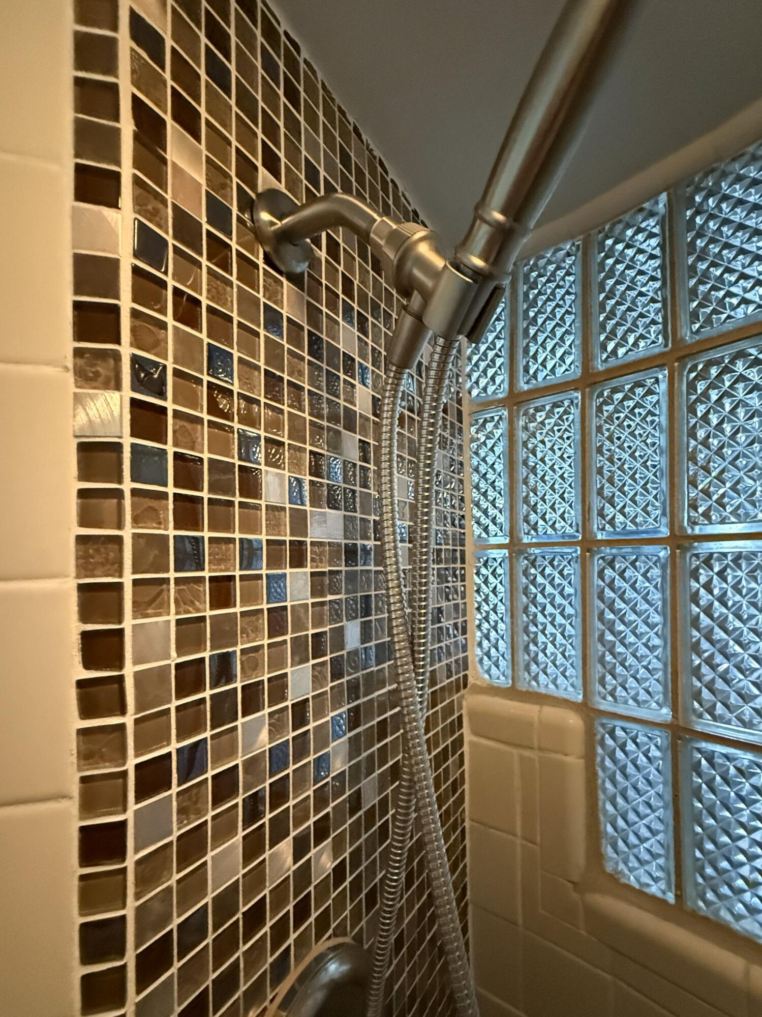 71 Waterside Circle, Unit D6 Moneta, VA 24121 - Photo 19 of 52 a bathroom with a shower