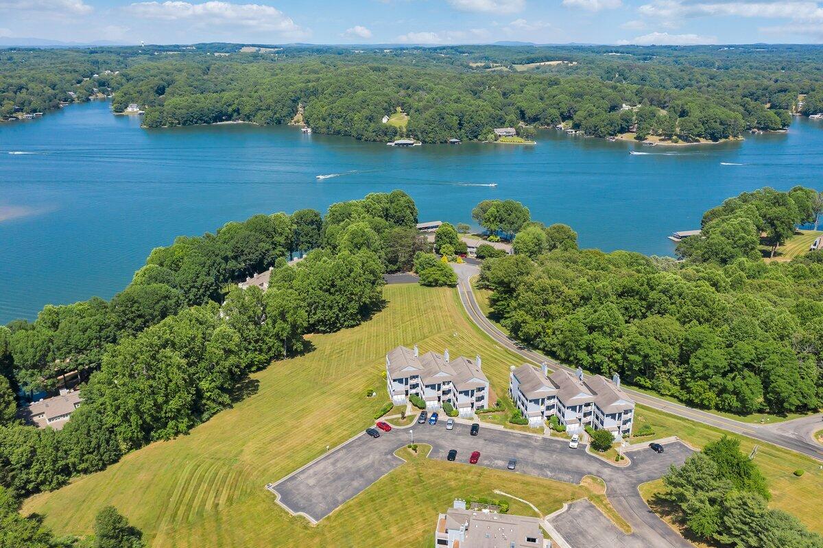 71 Waterside Circle, Unit D6 Moneta, VA 24121 - Photo 34 of 52 an aerial view of lake residential house with outdoor space