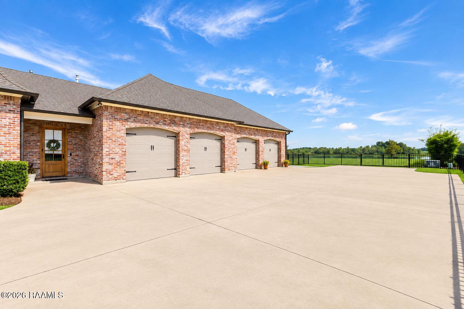 433 Langlinais Road Youngsville, LA 70592 - Photo 55 of 56 88-web-or-mls-Garages - Close up 433