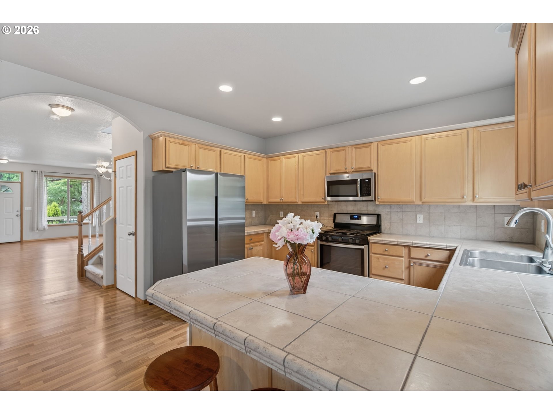 6628 Southeast Reedway Street Portland, OR 97206 - Photo 10 of 33