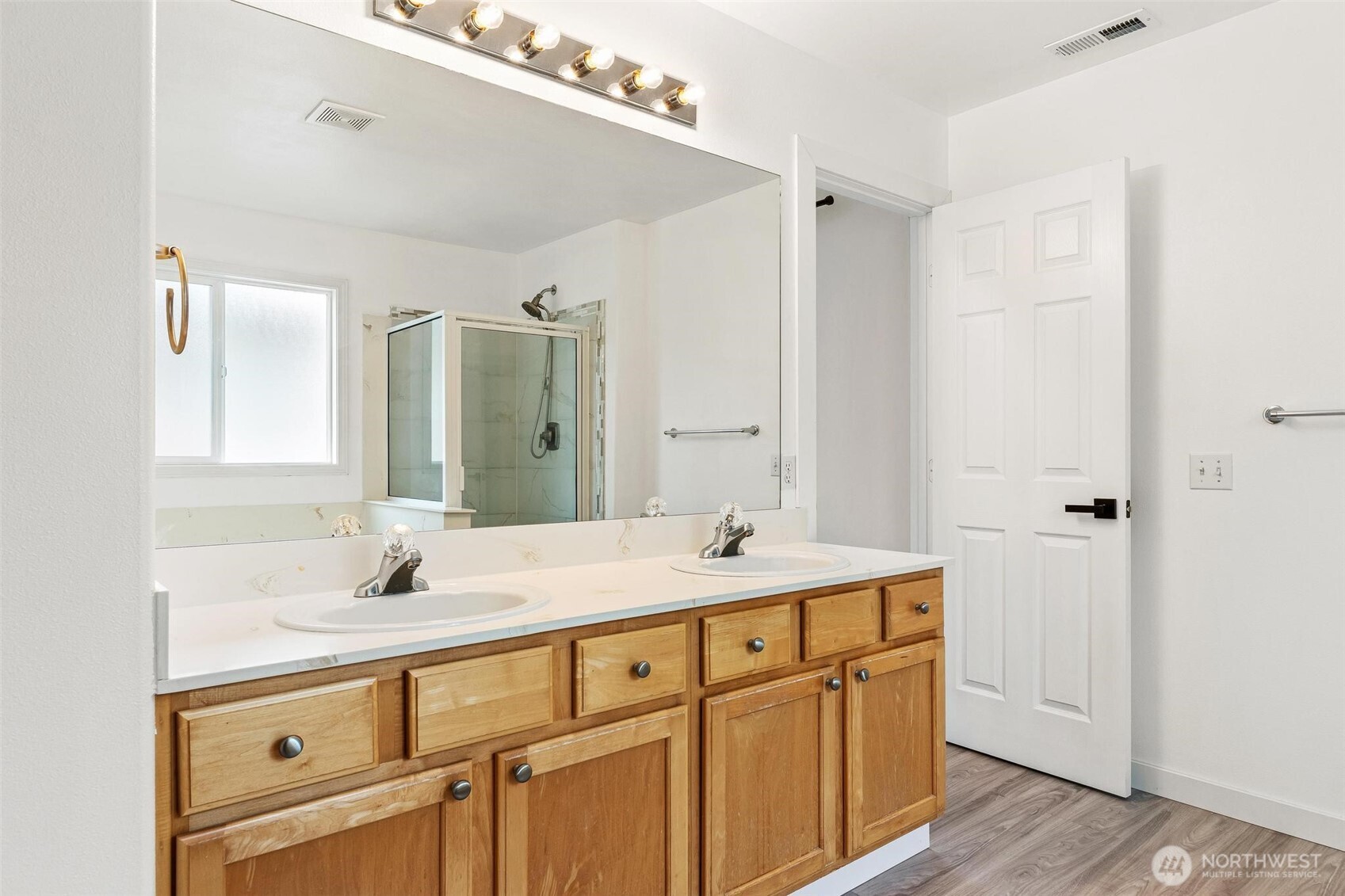 110 Ferndale Avenue Southeast Renton, WA 98056 - Photo 19 of 40
