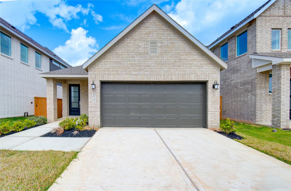 1047 Blue Stone Drive Beasley, TX 77417 - Photo 4 of 50