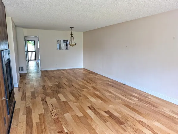 $310,000 | 4918 North Sequoia Drive, Unit 102, Fresno, CA 93705