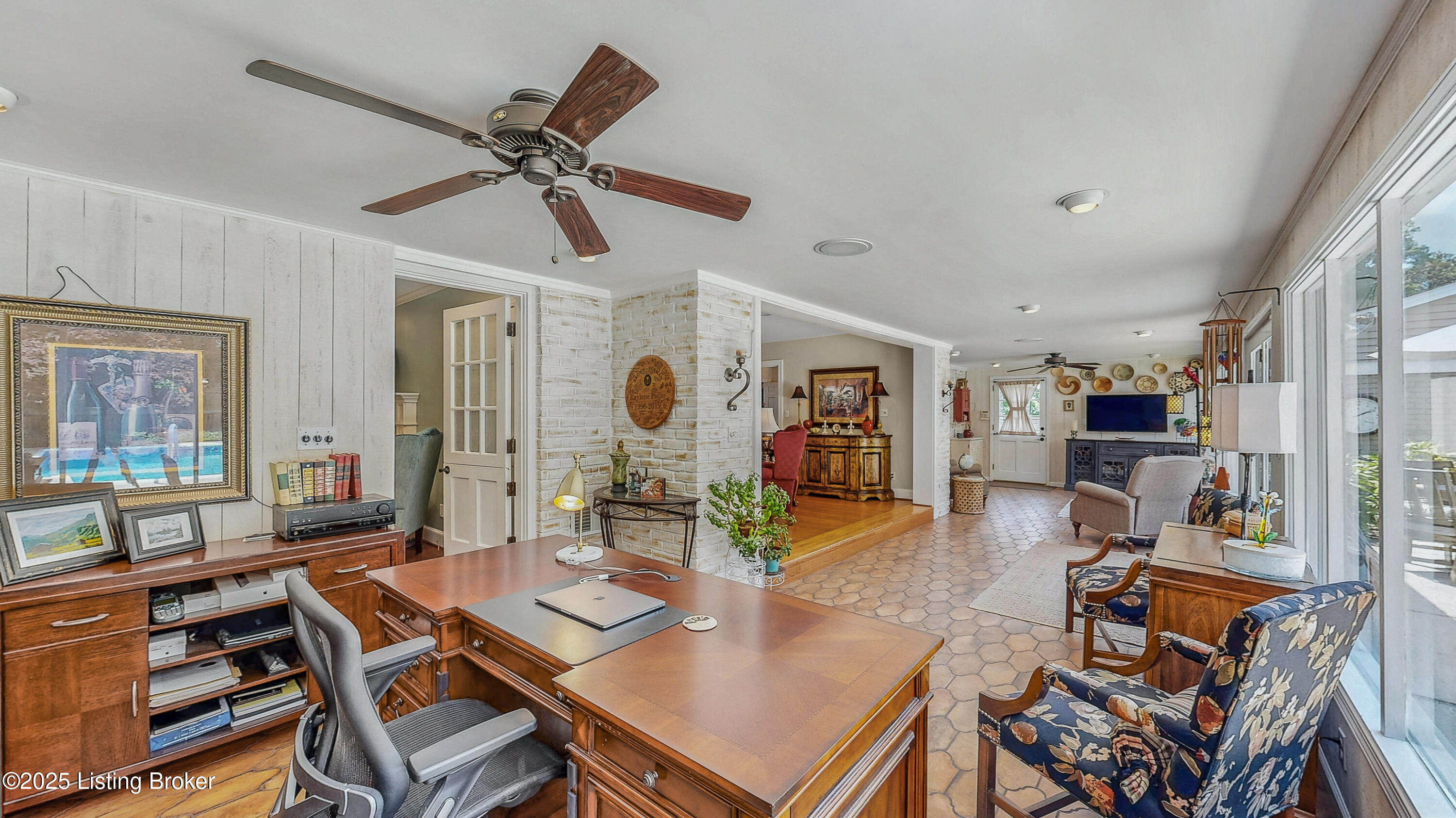 509 Brandon Road Louisville, KY 40207 - Photo 49 of 74 Office/Sunroom