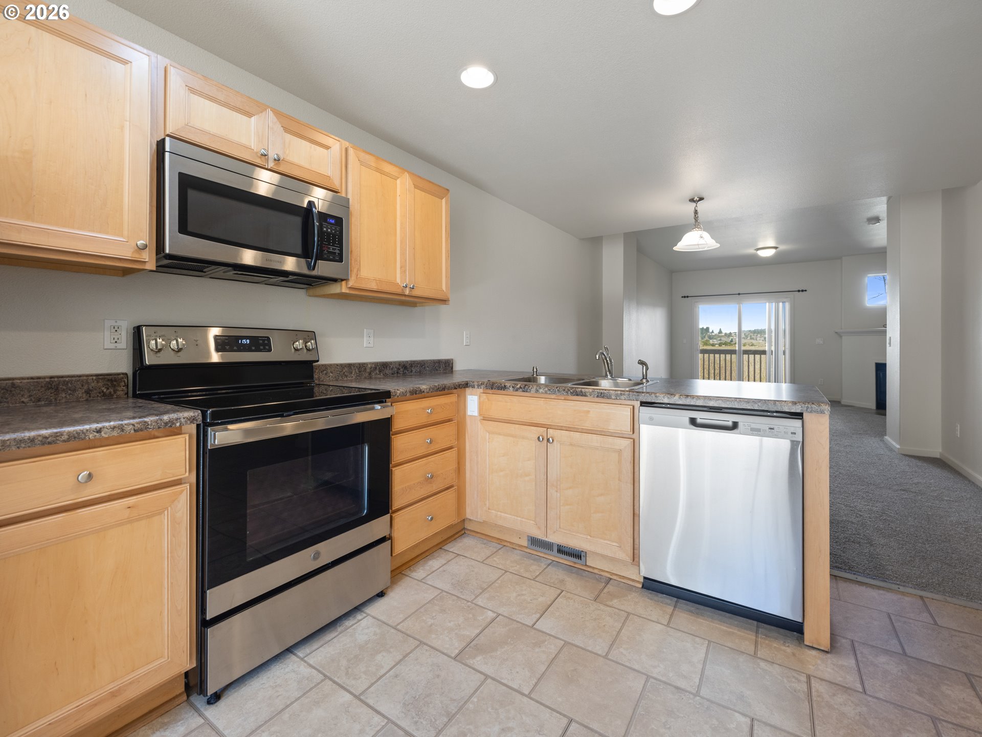 475 Southeast 35th Street, Unit C15 Newport, OR 97366 - Photo 12 of 41