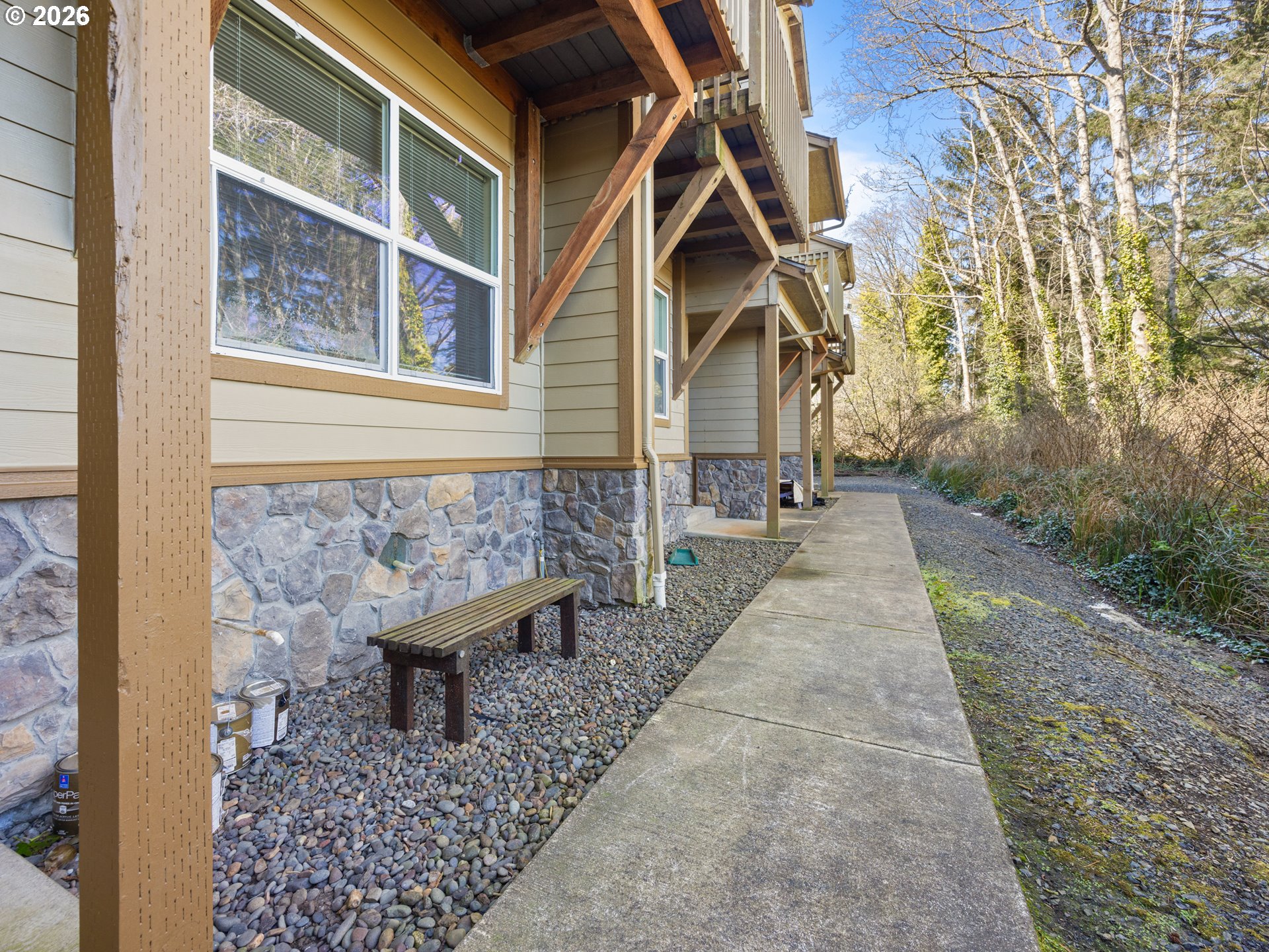 475 Southeast 35th Street, Unit C15 Newport, OR 97366 - Photo 7 of 41 a view of entryway with a yard