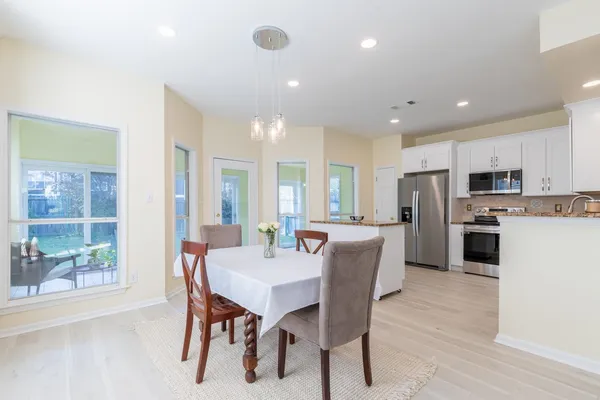 $2,600 | 1093 Island Mist Circle, Memphis, TN 38103