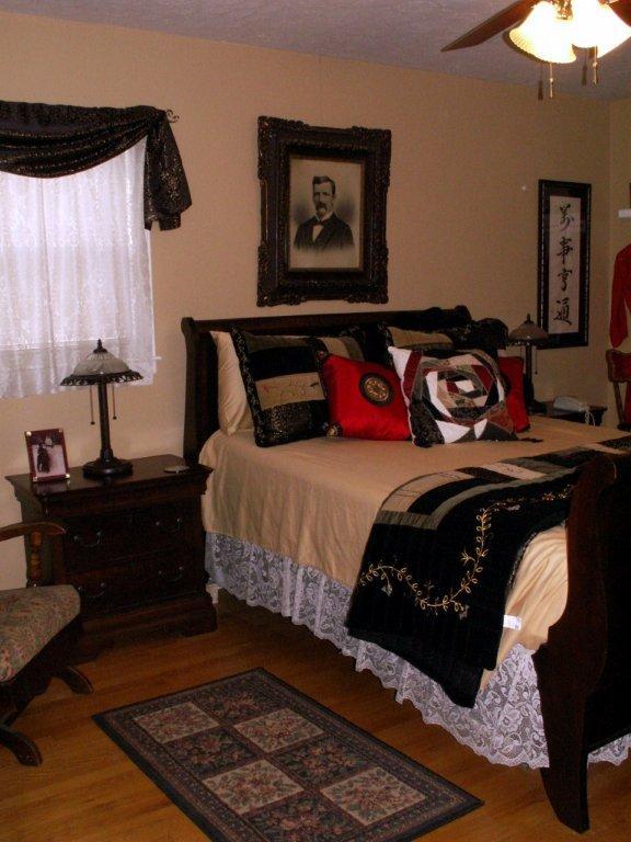 902 Olney Road Vinton, VA 24179 - Photo 14 of 24 Master Bedroom