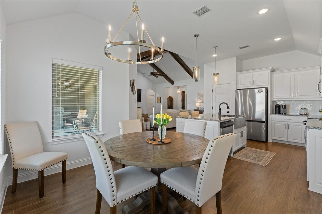 103 Nolan Riv Run Godley, TX 76044 - Photo 16 of 33 Gallery Image 16