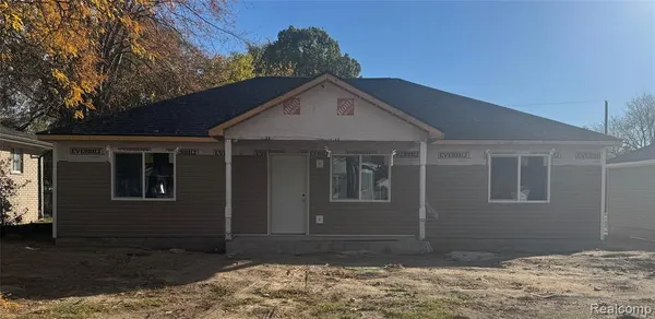 $219,900 | 23278 Wellington Avenue, Warren, MI 48089
