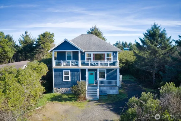 $374,900 | 126 Sand Dune Avenue Northwest, Ocean Shores, WA 98569