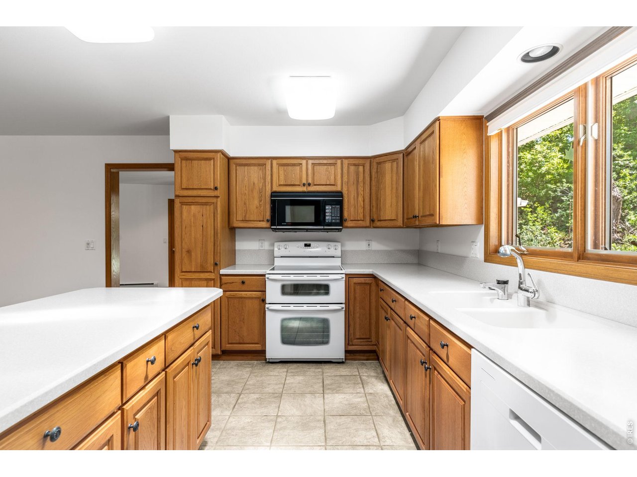 1591 Marshall Road Boulder, CO 80305 - Photo 13 of 50