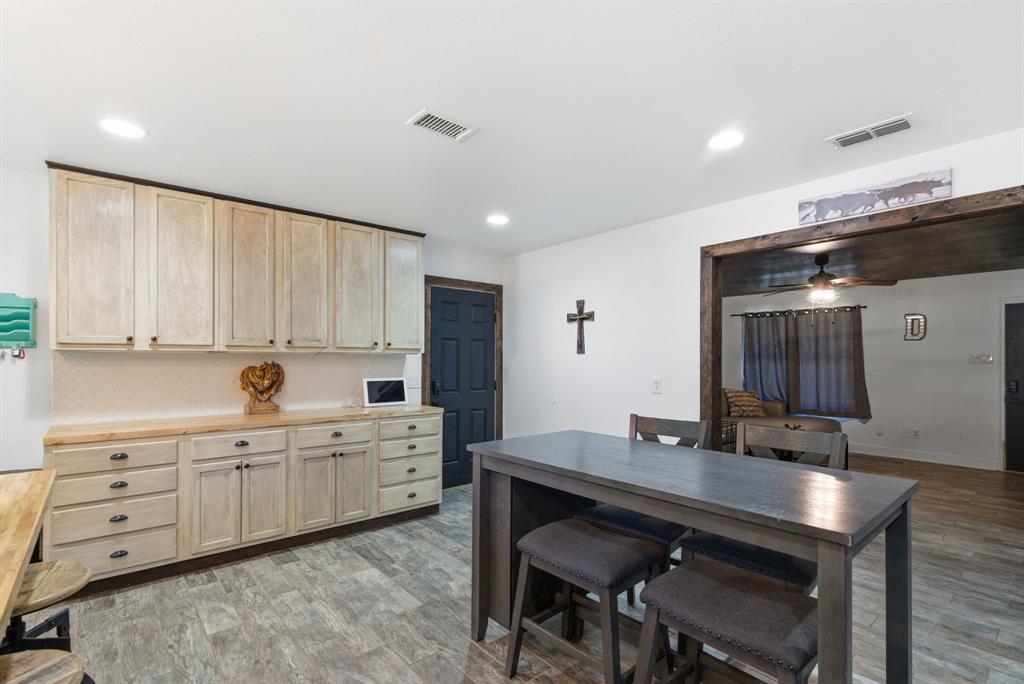 2883 Harwell Lake Road Weatherford, TX 76088 - Photo 11 of 40