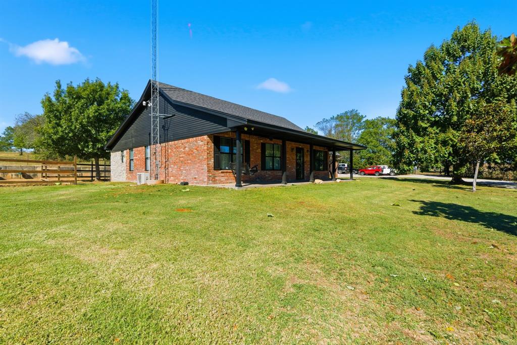 2883 Harwell Lake Road Weatherford, TX 76088 - Photo 4 of 40