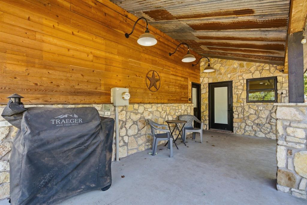 2883 Harwell Lake Road Weatherford, TX 76088 - Photo 5 of 40