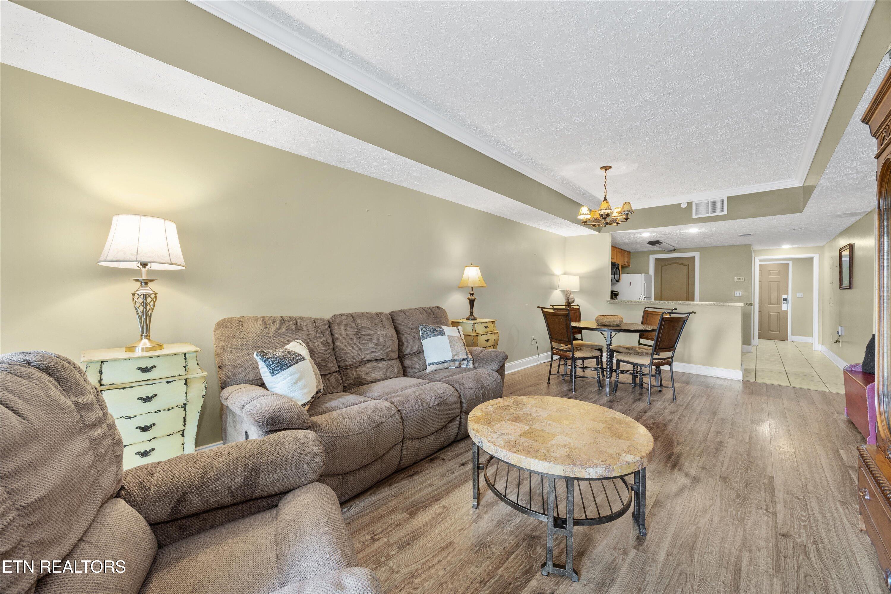 818 Golf View Boulevard, Unit 1502 Pigeon Forge, TN 37863 - Photo 11 of 27 16-818 Golf View Blvd 13