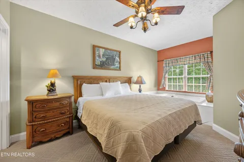 $325,000 | 818 Golf View Boulevard, Unit 1502, Pigeon Forge, TN 37863