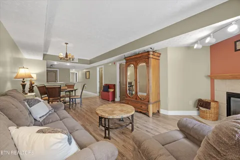 $325,000 | 818 Golf View Boulevard, Unit 1502, Pigeon Forge, TN 37863