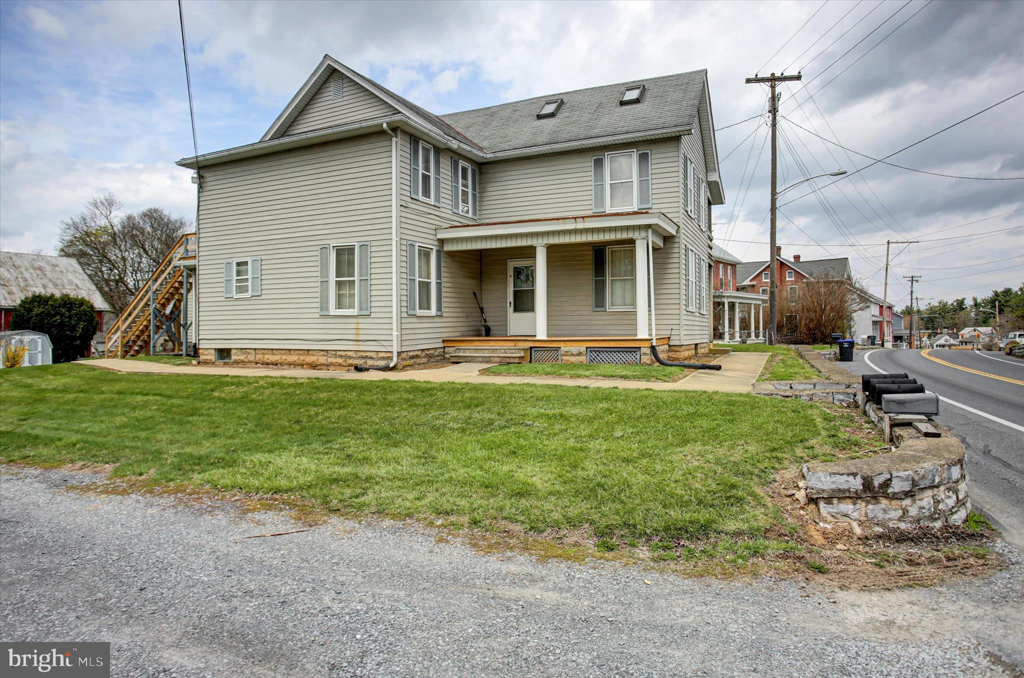 3485 Wayne Road Chambersburg, PA 17202 - Photo 3 of 8 Gallery Image 3