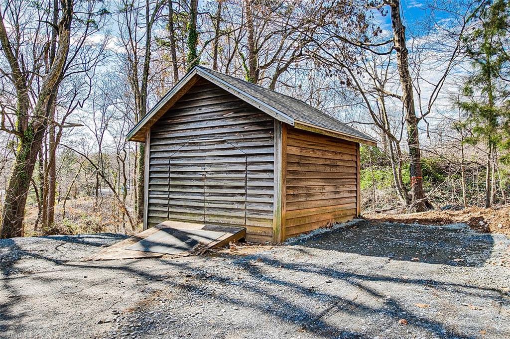 568 Colony Road Asheboro, NC 27205 - Photo 4 of 47 Gallery Image 4