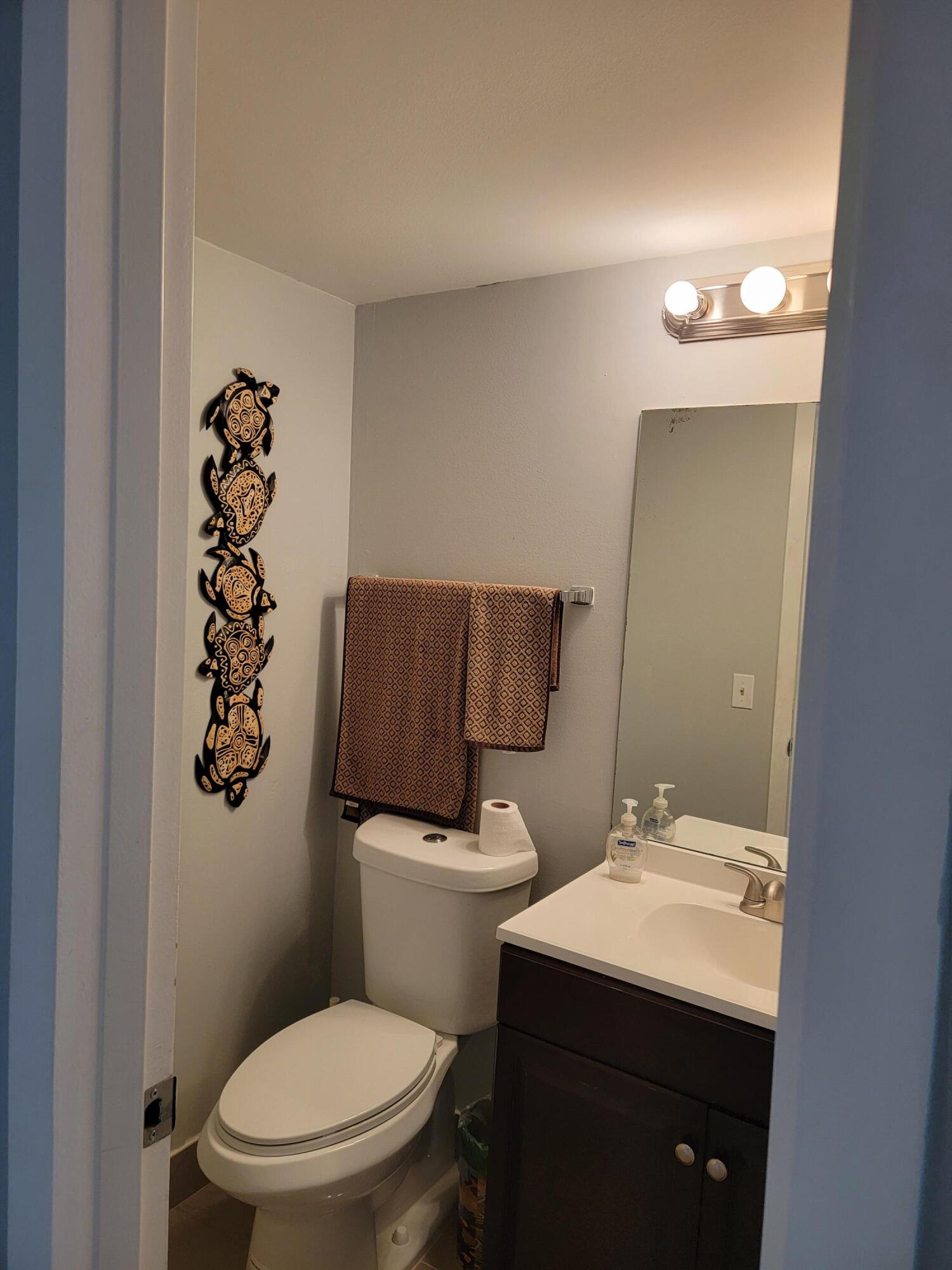 37 Brighton East, Unit A Boca Raton, FL 33434 - Photo 26 of 40 20220219_161042
