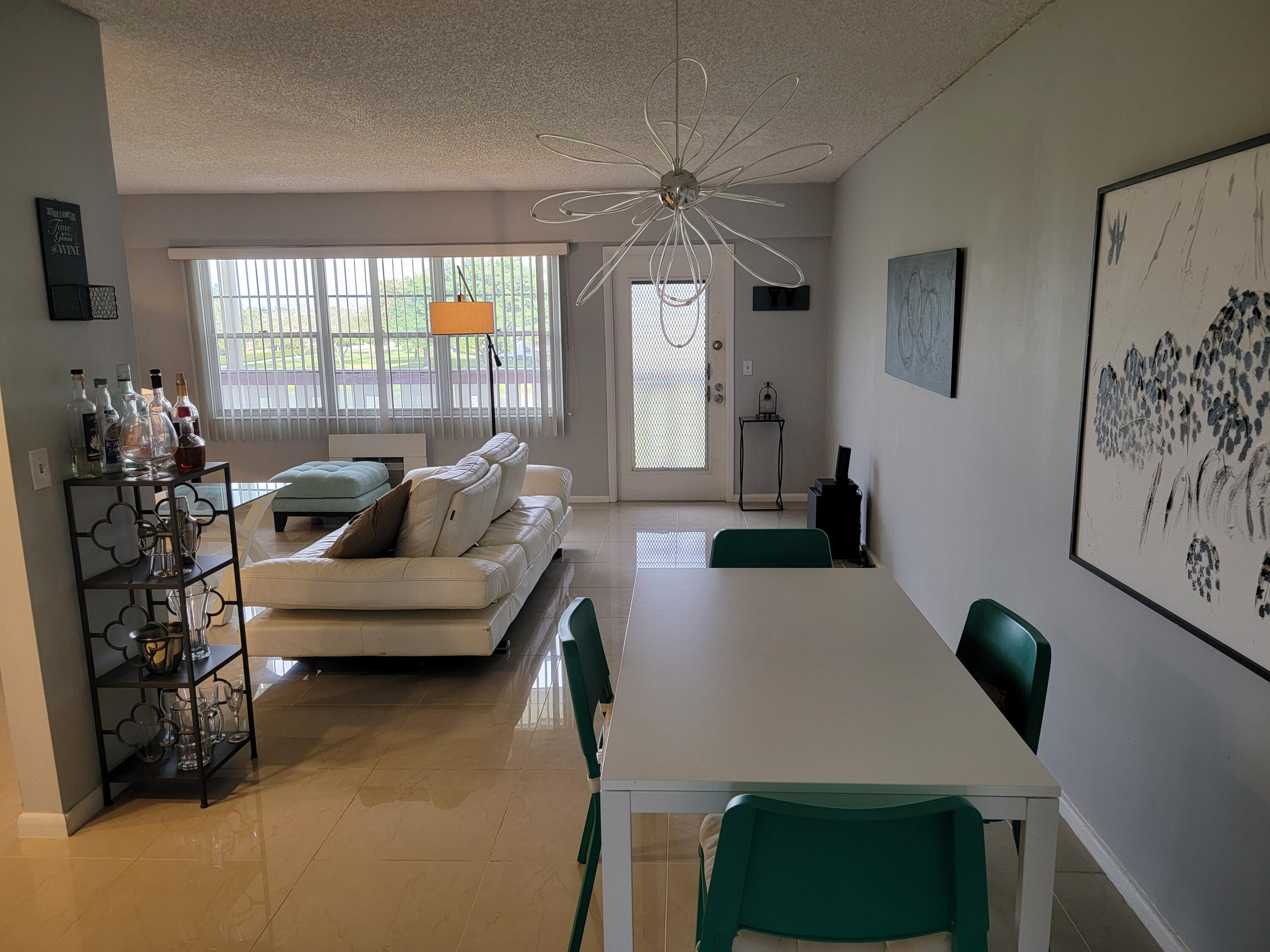 37 Brighton East, Unit A Boca Raton, FL 33434 - Photo 6 of 40 20220219_160406