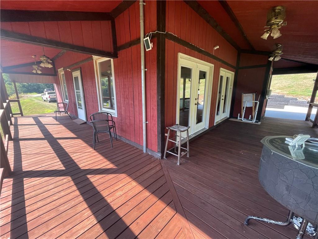 489 Jack Road Vandergrift, PA 15690 - Photo 8 of 47 a porch with view of a living room