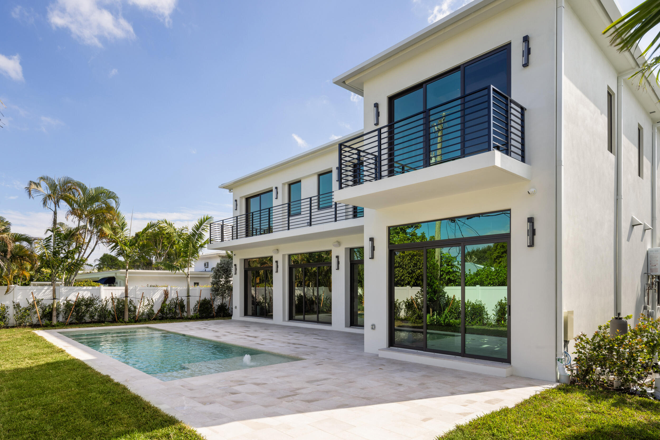 101 Northwest 17th Street Delray Beach, FL 33444 - Photo 4 of 46 a view of a house with backyard and porch