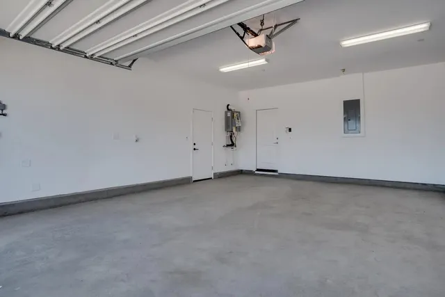 $2,900 | 18448 Keswick Drive, Lathrop, CA 95330