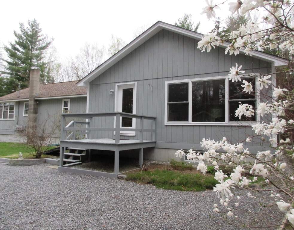 44 Steves Road Newbury, NH 03255 - Photo 2 of 12