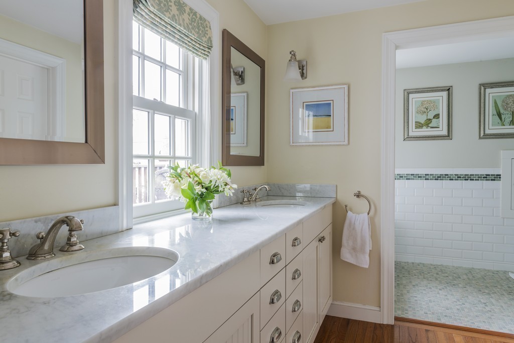 74 Hillcrest Road Belmont, MA 02478 - Photo 13 of 18 Gallery Image 13