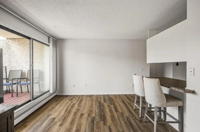 $120,000 | 4130 Rahn Road, Unit 311, Eagan, MN 55122