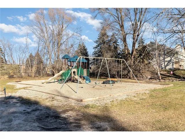 $120,000 | 4130 Rahn Road, Unit 311, Eagan, MN 55122