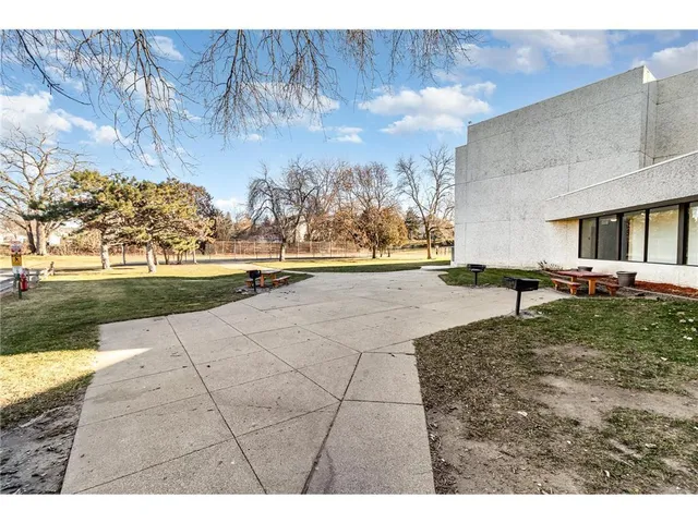 $120,000 | 4130 Rahn Road, Unit 311, Eagan, MN 55122