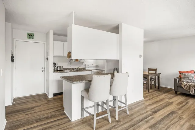 $120,000 | 4130 Rahn Road, Unit 311, Eagan, MN 55122