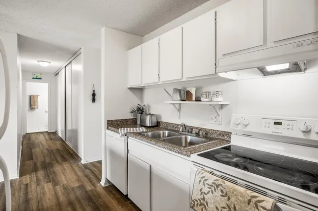 $120,000 | 4130 Rahn Road, Unit 311, Eagan, MN 55122