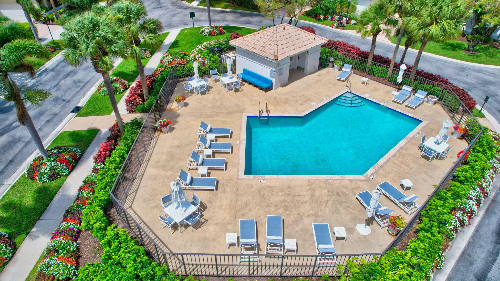 17213 Ryton Lane Boca Raton, FL 33496 - Photo 3 of 3 Community Pool