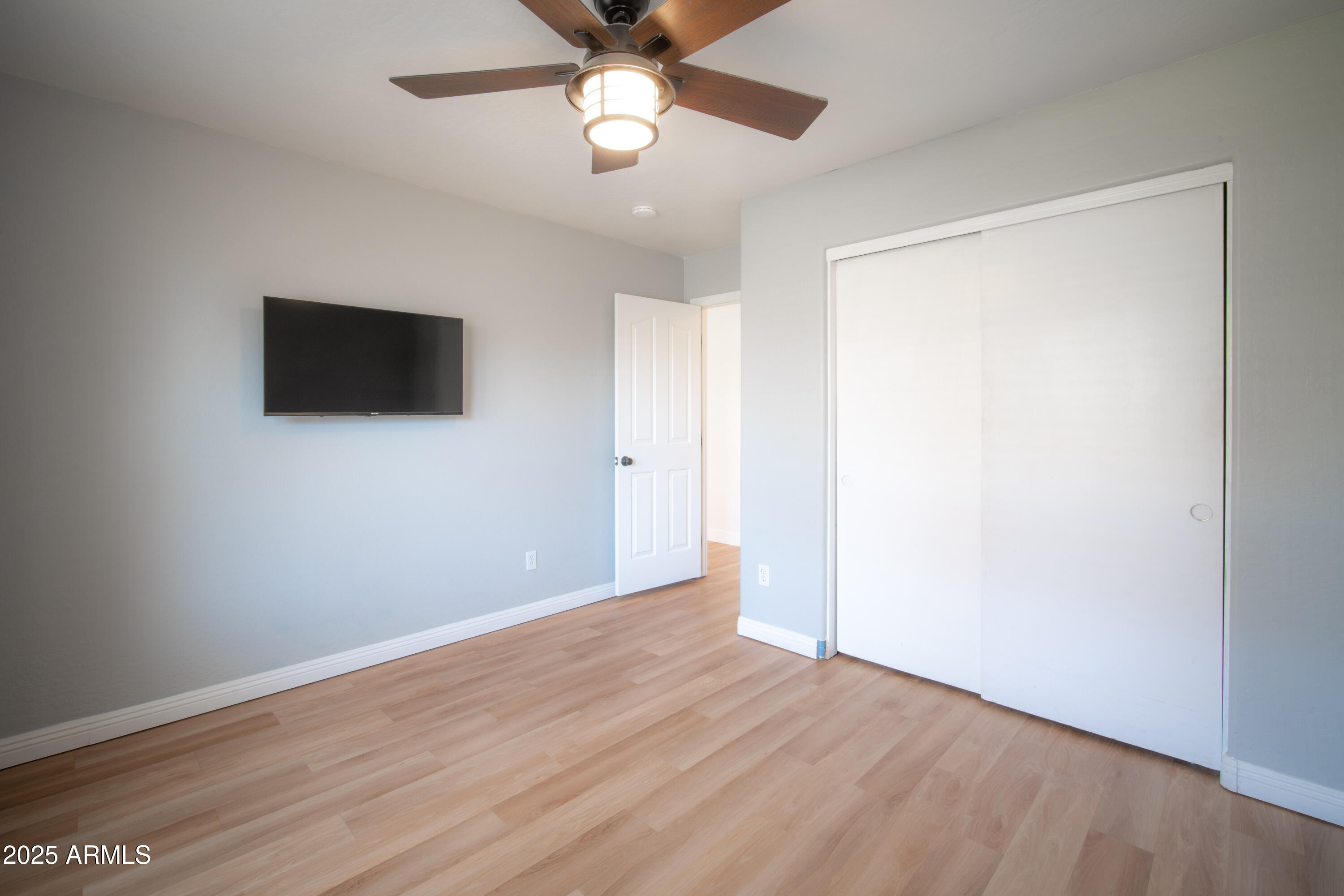 13601 West Hearn Road Surprise, AZ 85379 - Photo 15 of 35 NAC00195