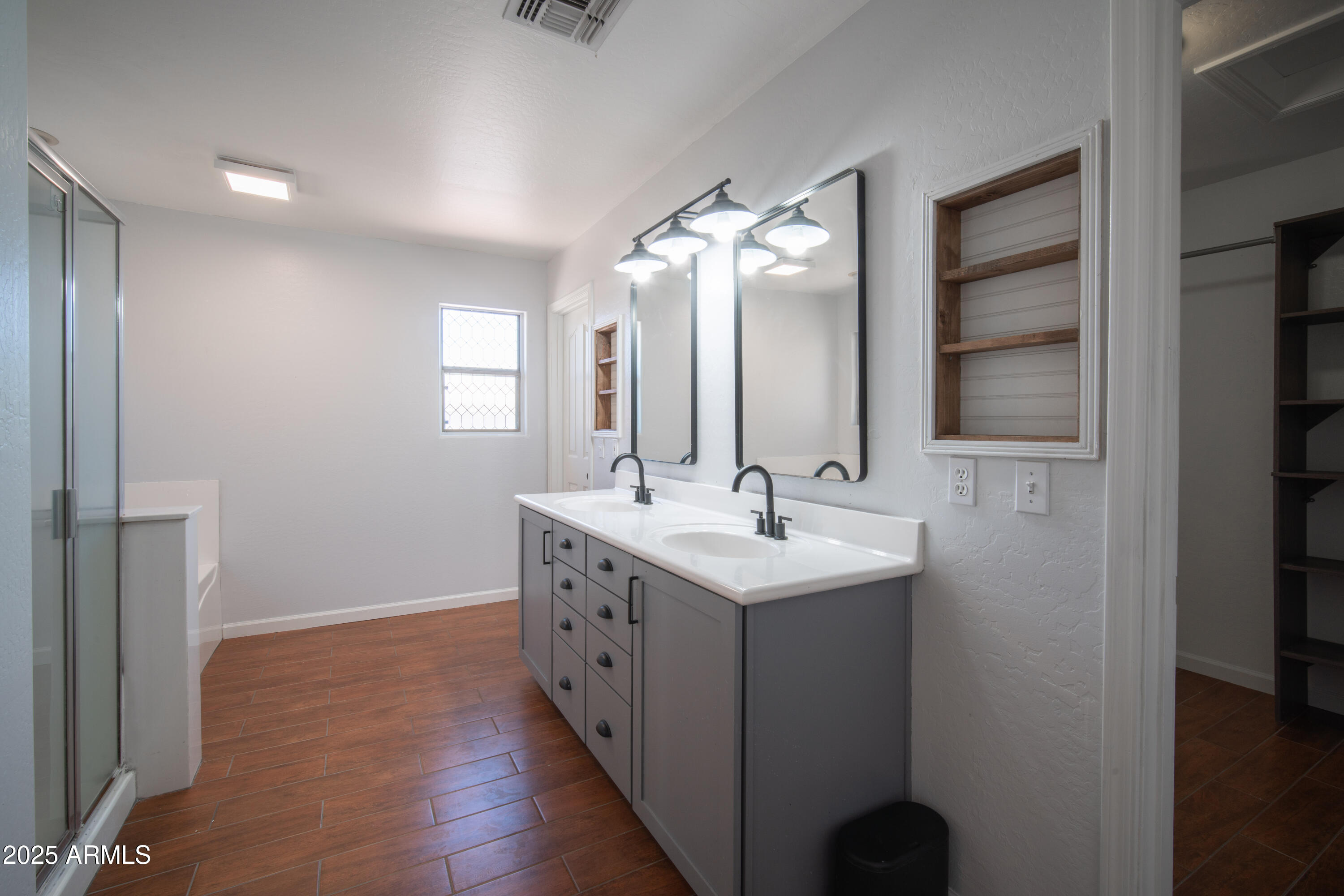 13601 West Hearn Road Surprise, AZ 85379 - Photo 22 of 35 NAC00157