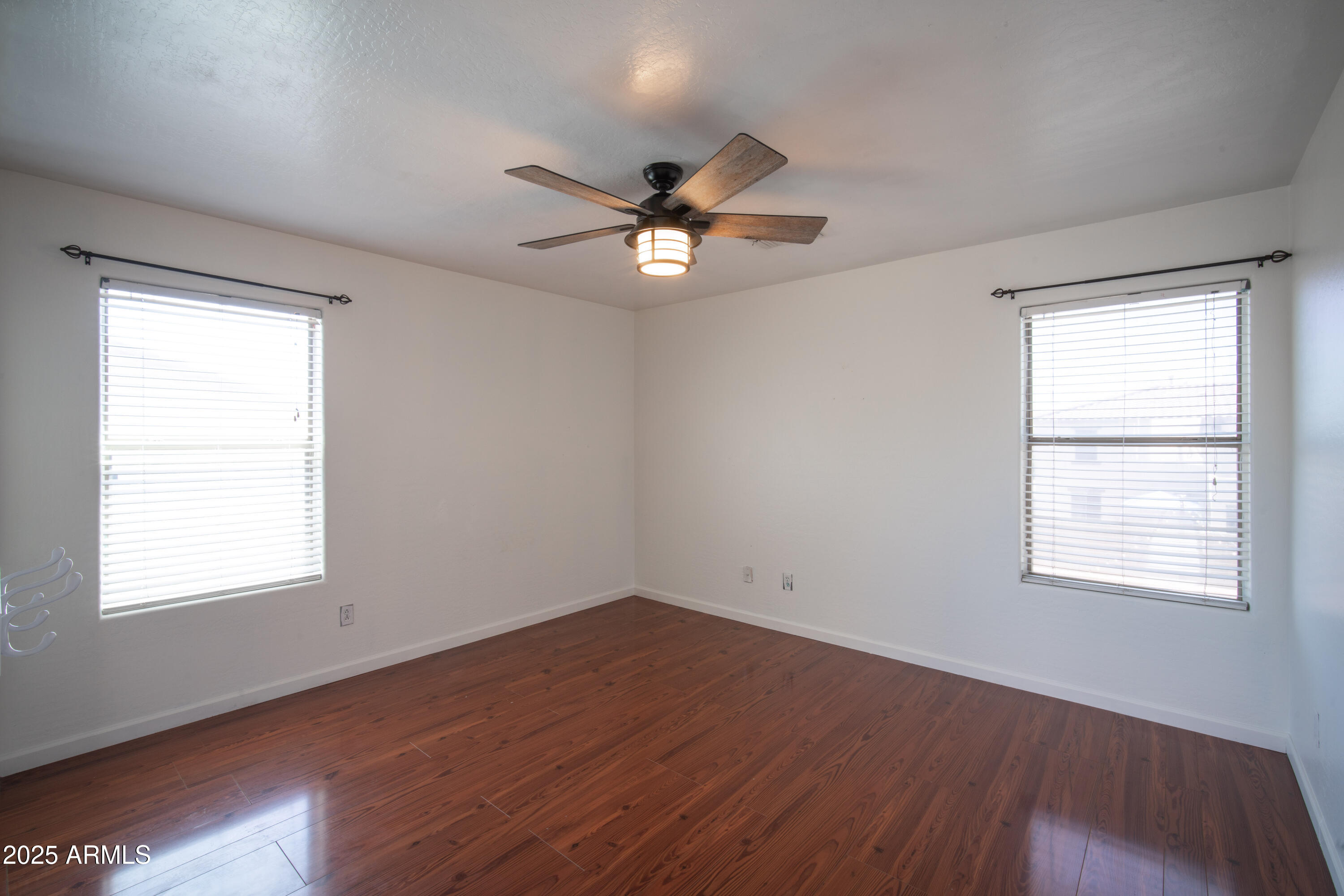 13601 West Hearn Road Surprise, AZ 85379 - Photo 26 of 35 NAC00174