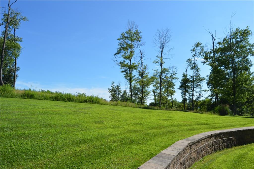 123 Ridgecrest Drive Freeport, PA 16229 - Photo 2 of 25