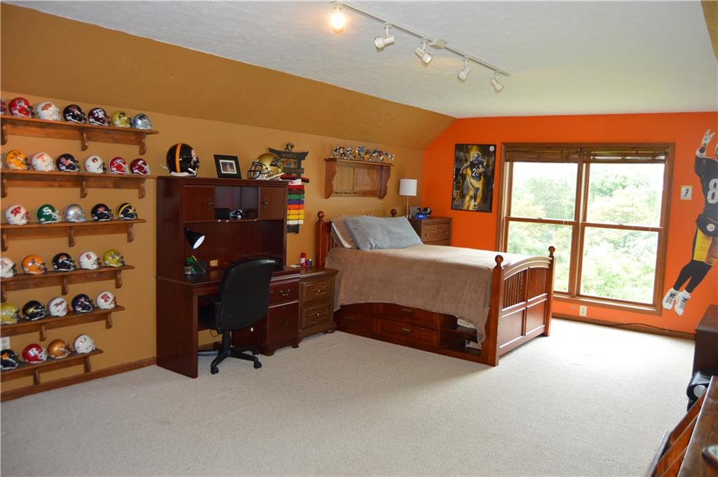 123 Ridgecrest Drive Freeport, PA 16229 - Photo 14 of 25